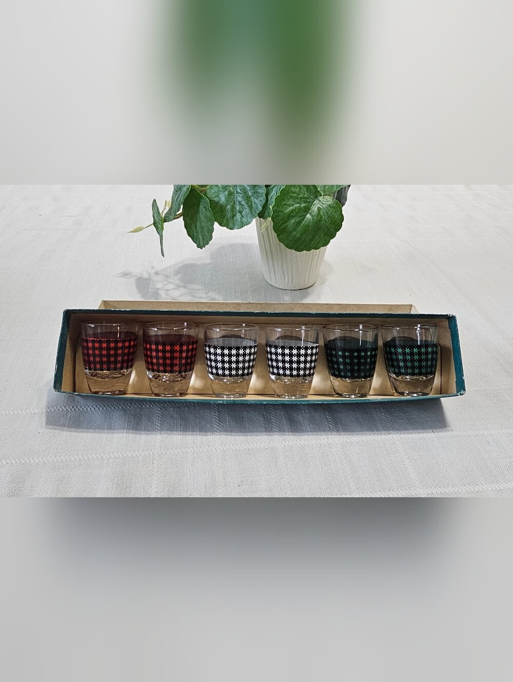 Vintage French Houndstooth Shot Glasses – Set of 6 in Original Box